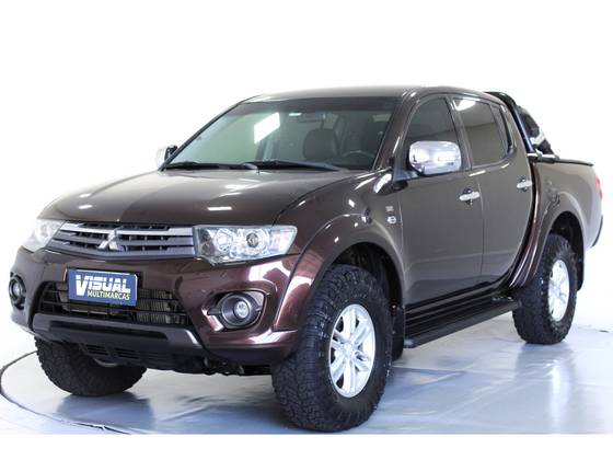 MITSUBISHI L200 TRITON 3.2 HPE 4X4 CD 16V TURBO INTERCOOLER DIESEL 4P AUTOMÁTICO MITSUBISHI L200 TRITON 3.2 HPE 4X4 CD 16V TURBO INTERCOOLER DIESEL 4P AUTOMÁTICO